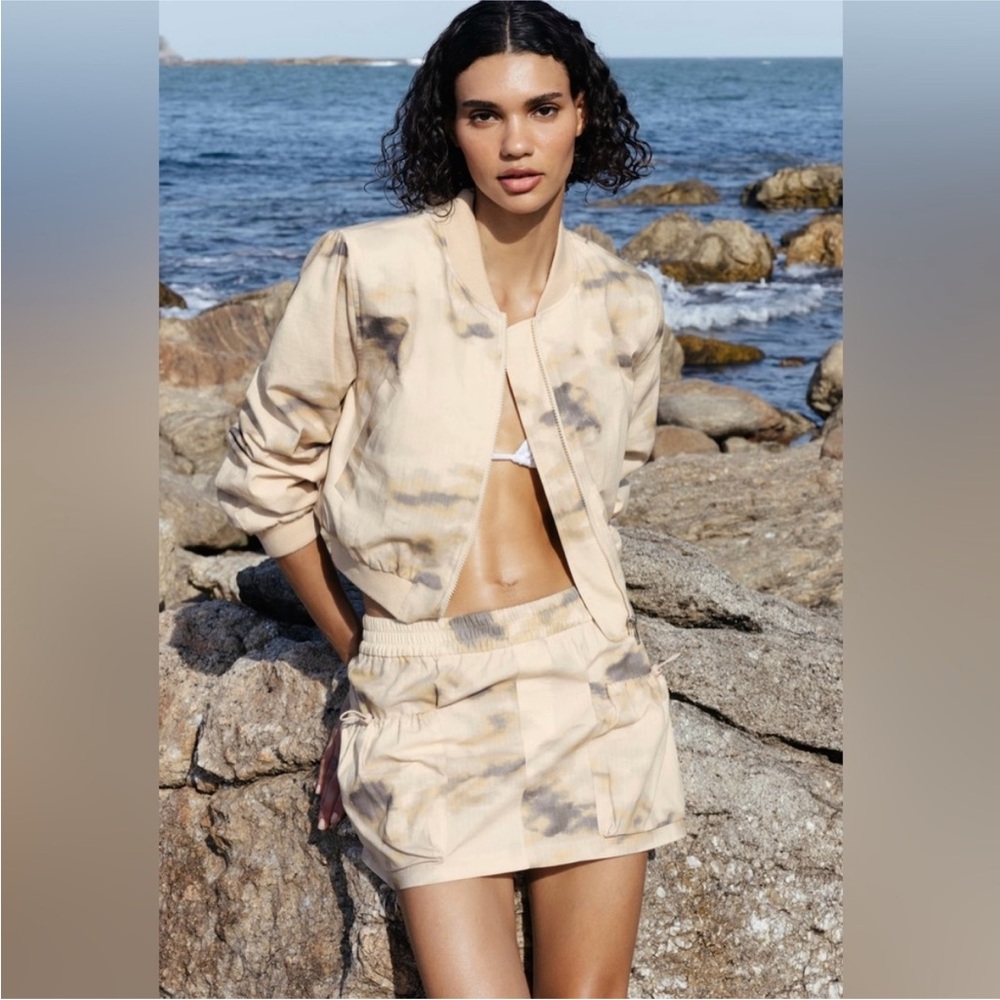 NWT: Zara Mini Camo Cargo Skirt Cotton